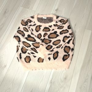 Umgee Womens size M Pullover Sweater Leopard Print